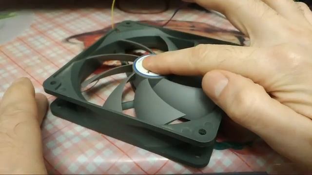 Вентилятор Arctic Cooling F12 PWM CO смотреть онлайн