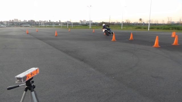 Gymkhana GP 2020 / Stage 2 / Astvatsaturyan Artem / Honda VTR 250 / Heat 2 / 1:00.99 смотреть онлайн