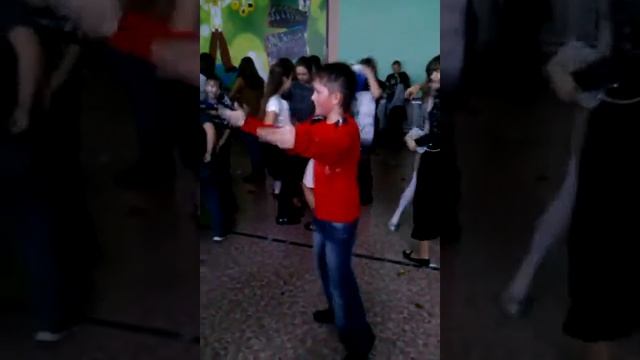 Володя жгёт смотреть онлайн