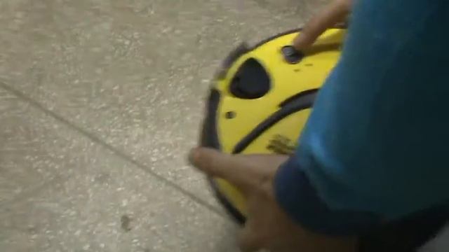 Обзор робот пылесос RC 3000 Karcher смотреть онлайн