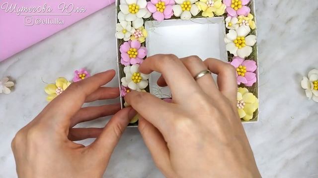 Идея подарка на 8 Марта / Коробочка с цветами своими руками / коробочка для подарка/ DIY Flower Box смотреть онлайн