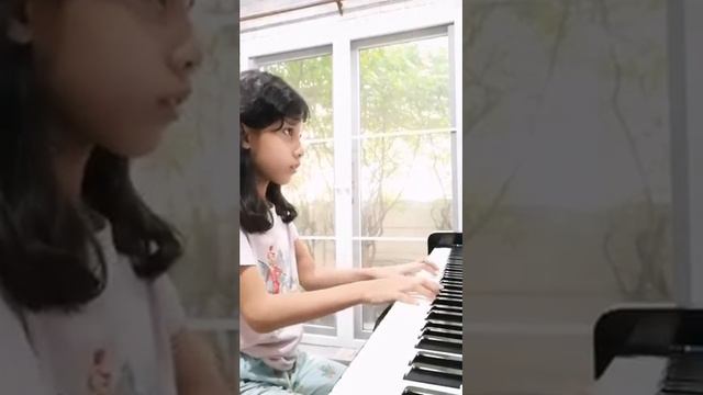‘My heart will go on’ by Nun 10 years on Kawai K300 смотреть онлайн