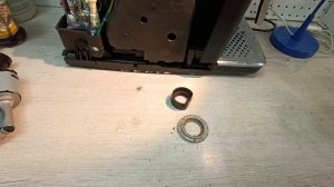 Замена мотора кофемолки в кофемашине Philips EP 2021.