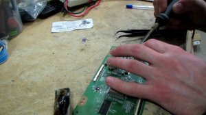 SAMSUNG LE-40A454C1 белый экран, негатив. Замена гамма корректора AS15-F.