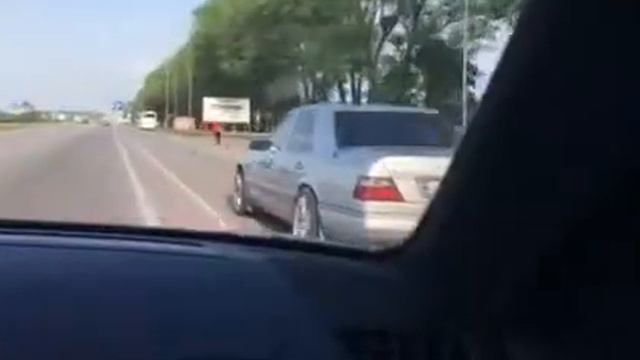 Mercedes W124 смотреть онлайн