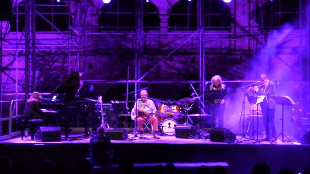 John Greaves Band - Islands (Sinfield/Fripp) смотреть онлайн