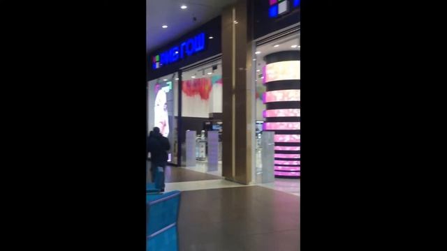Led прозрачные экраны для витрины магазина сети "РИВ ГОШ". Шаг пикселя P8 мм. смотреть онлайн