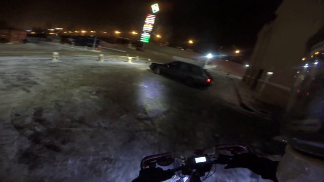 зимняя вечерняя покатушка на электровелосипеде 8) смотреть онлайн