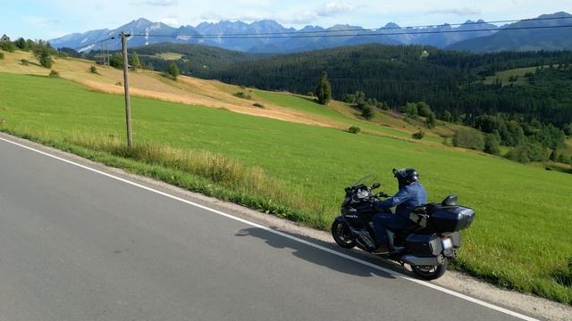 Balkan Moto Tour 2022 4K - День 2. Татры. Из Варшавы до Границы Венгрии на BMW K1600 GTL смотреть онлайн