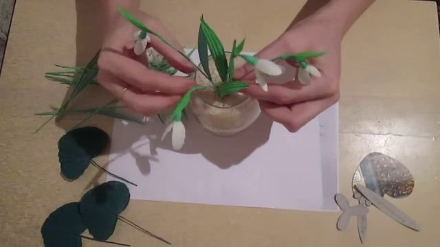 2) Подснежник.Цветок из ткани своими руками / 2 часть/ Мастер класс / смотреть онлайн
