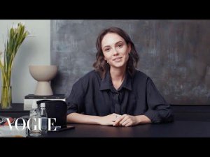 Что в сумке у Стаси Милославской? | Vogue Россия