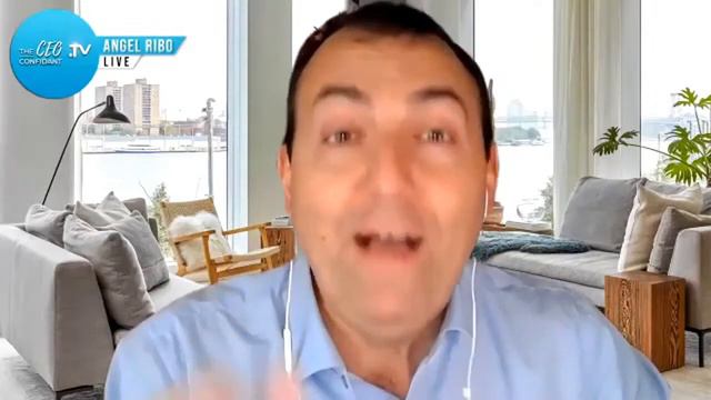 How will you grow your business? Listen to a few Golden Nuggets throughout this interview.... смотреть онлайн