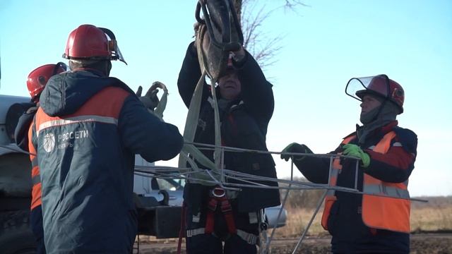 «Россети Янтарь» установили птицезащитные устройства в поселке Малиновка Славского района смотреть онлайн