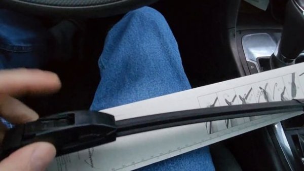 2019 & 2020 Chevrolet (Chevy) Equinox Windshield Wiper Replacement