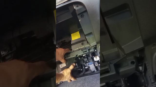 AIRCON EVAPORATOR REMOVAL.SUBARU FORESTER 2012 смотреть онлайн