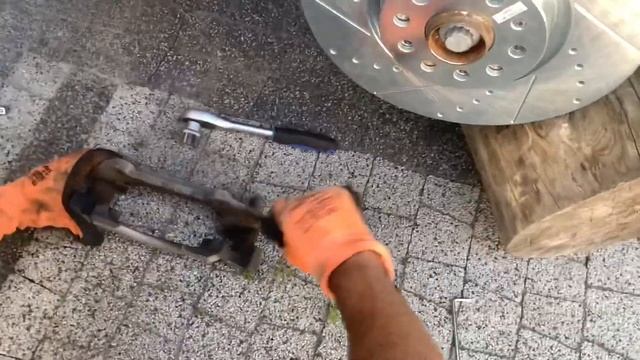 Volkswagen Atlas/Teramont Замена передних тормозных дисков и колодок POWERSTOP смотреть онлайн