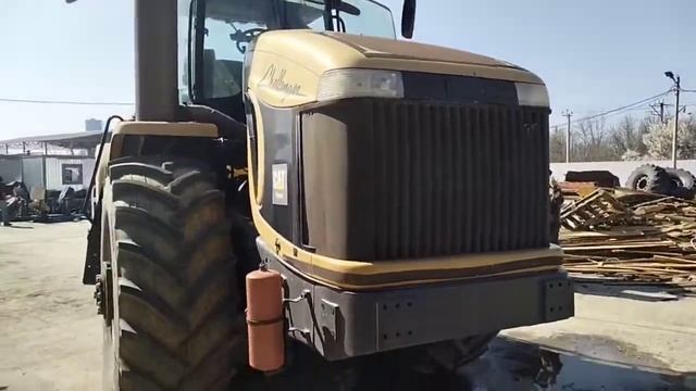 Трактор Challenger MT945B экспресс-обзор от Михаила Рудеева смотреть онлайн