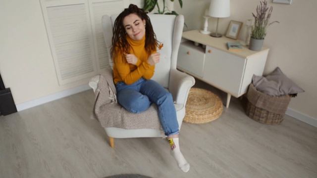Как мы фотографируем наши вещи. Съемки одежды смотреть онлайн