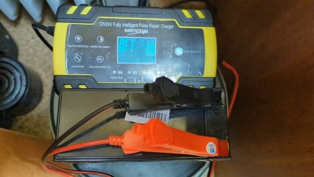 Функция восстановления зарядки Foxsur / Anhtczyx . Восстанавливаем "мёртвый" аккумулятор. смотреть онлайн