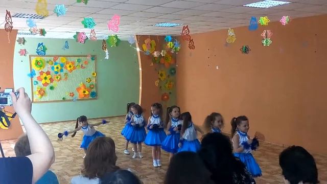 Танец с шляпками смотреть онлайн