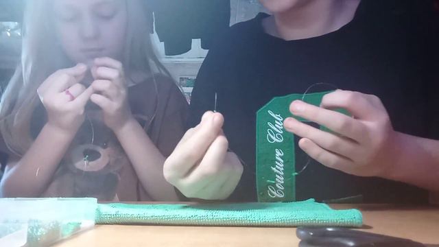 как сплести из бисера кольцо в виде лягушки🙃🙂 смотреть онлайн