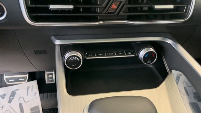 Geely Coolray, 2023 год смотреть онлайн