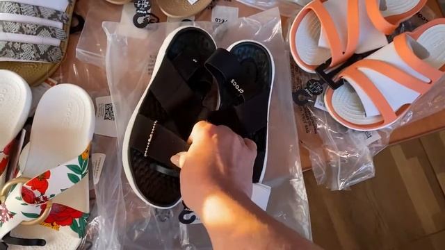 ОБЗОР ОБУВИ КРОКС?? ПОКУПКИ ☕️? смотреть онлайн