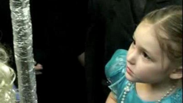 Катя на елке в ДДТ 25 декабря 2009 смотреть онлайн