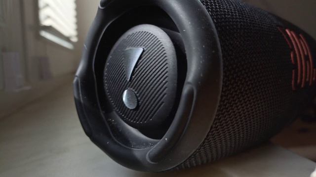JBL CHARGE 5 TL BASS TEST 100% OMG ? ?#jbl #jblcharge5 #fypシ #viral #omg #TL #waves #lowbass смотреть онлайн
