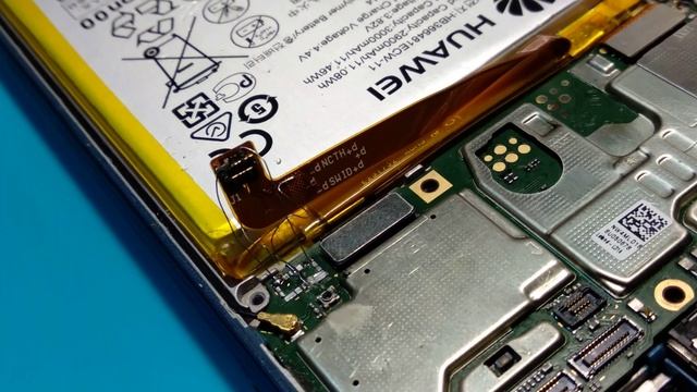 Интересная проблема при заряден huawei 9 lite смотреть онлайн