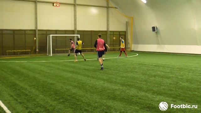 Георгий Мелкадзе на FOOTBIC.RU. Видеообзор 8.02.2020 (Метро Улица 1905 года) смотреть онлайн