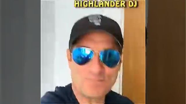 MOOSECA by Enrico Papi смотреть онлайн