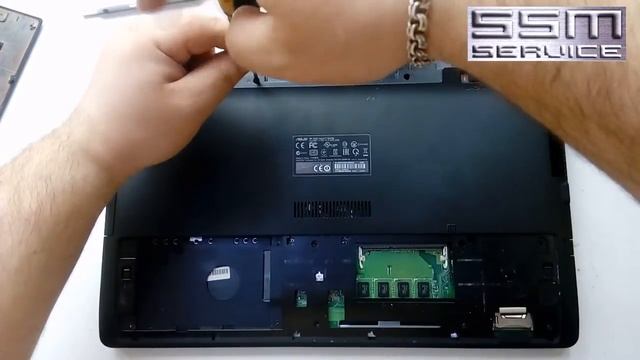 Как разобрать ноутбук Asus X550C смотреть онлайн