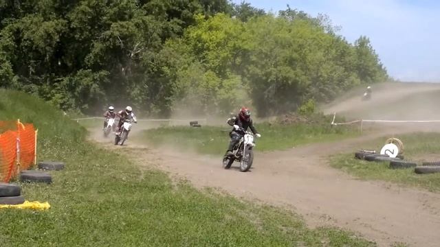 Соревнования на питбайках. Копейск. 01.06.14. (3) смотреть онлайн