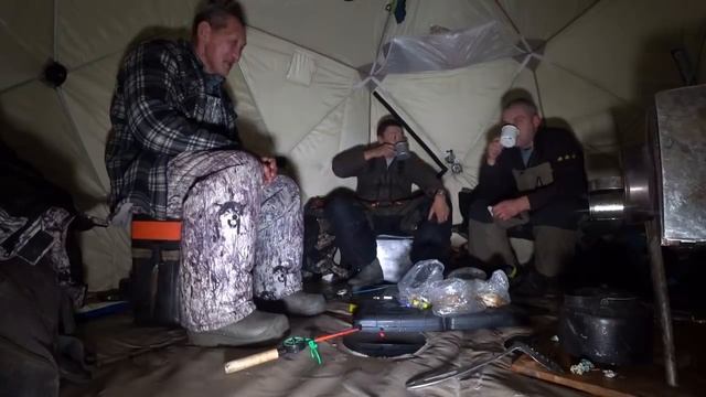 Открытие первого льда с RYBKIN39 в Якутии! Yakutia