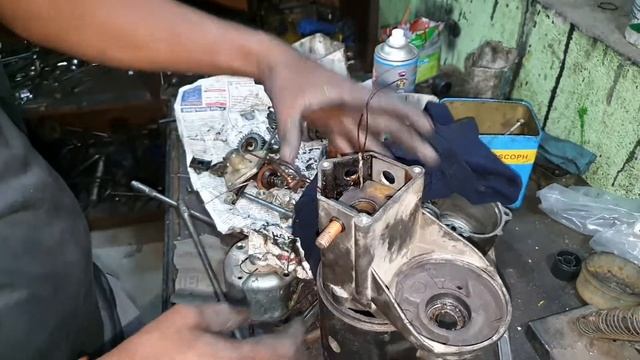 How to rebuild Starter Motor,Land Cruiser ( Solenoid,Coil,Armature,Brush) смотреть онлайн