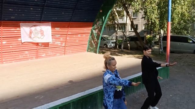 "В нашем дворе...", Новосибирск смотреть онлайн