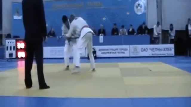 Uchi-mata by Niyaz.avi смотреть онлайн