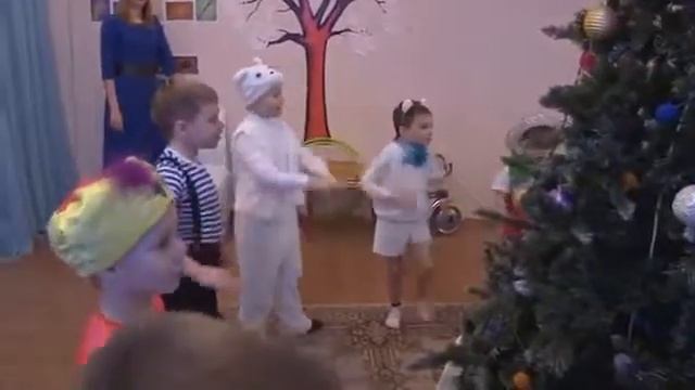 Песня "Белые снежинки" смотреть онлайн