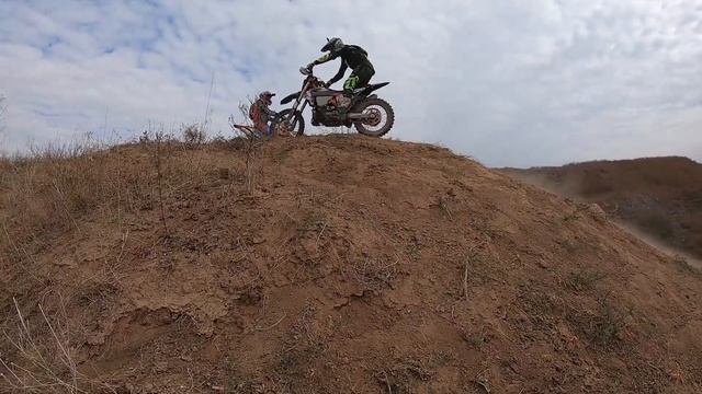 Тренування на  KOVI Lite 250kt серед KTM, Husqvarna, GasGas