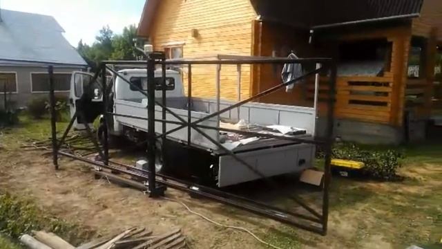 Откатные ворота 4х2 с  калиткой и забором