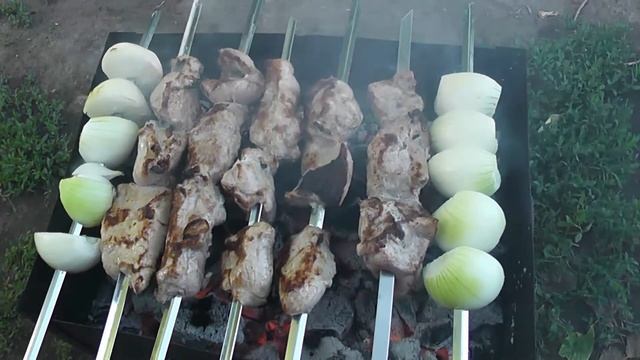 ШАШЛЫК ПО-АФГАНСКИ , рецепт и готовка нежнейшего шашлыка #ru_kompass #шашлык #афганскийшашлык