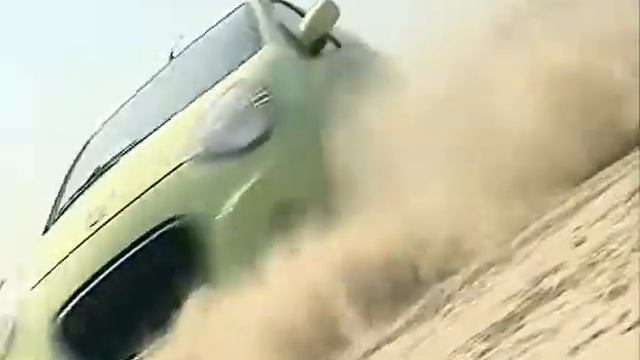 Geely Panda показывает класс экстримального вождения смотреть онлайн