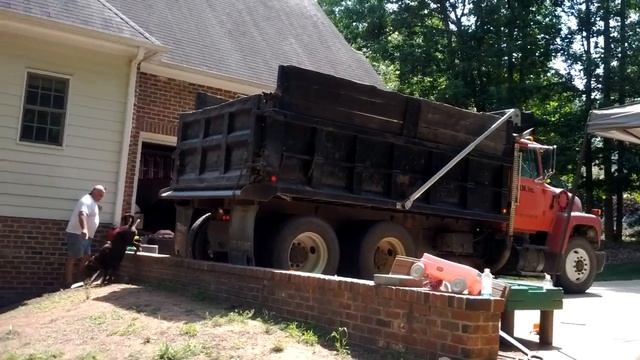 10 tons o' gravel смотреть онлайн