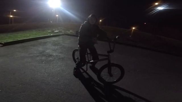 ТРЮКИ НА ПУШКАХ/КУПИТЬ OIL SLICK BMX СПИЦЫ ARMOUR BIKES/БМХ СТРИТ СПОТ/ВТУЛКА F1 GRENADE смотреть онлайн