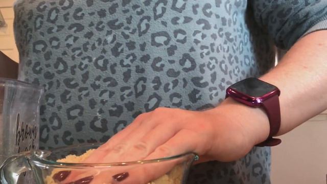 VLOGMAS DAY 6 / EASY APPLE PIE смотреть онлайн
