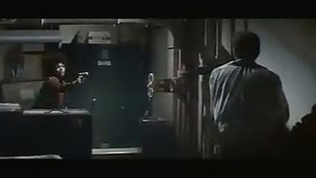 omega man trailer смотреть онлайн