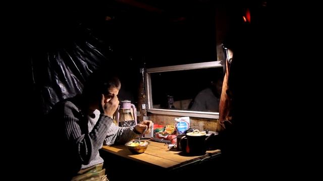 ночевка и отдых в лесном домике ) смотреть онлайн