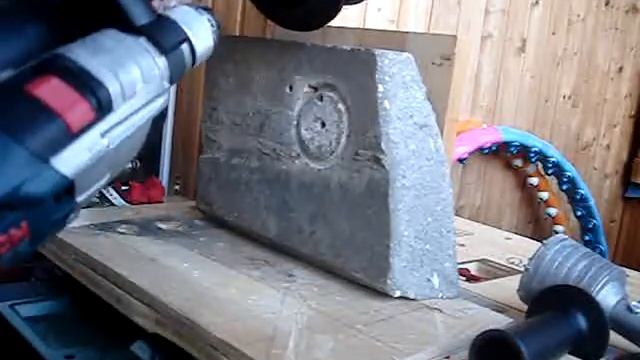 Bosch GDE-16: Plus в Cyl и наоборот - переобувание ручки на дрель смотреть онлайн