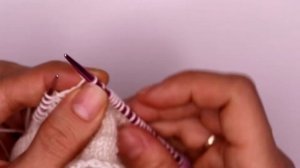 Красивая прибавка петель при вязании по кругу